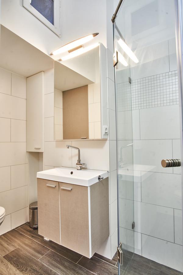 V27 Apartment | Hostaid Budapest Exterior photo