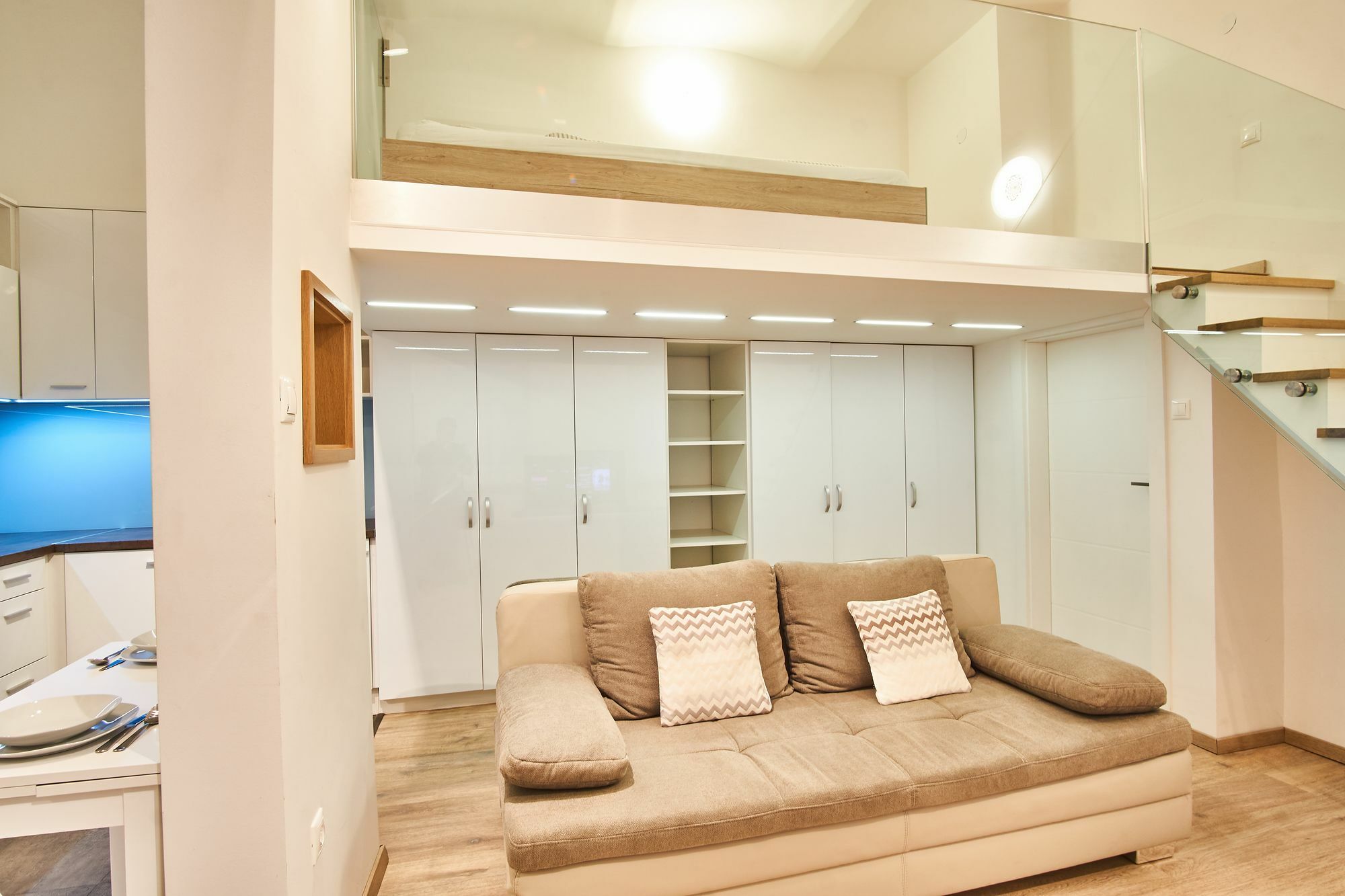 V27 Apartment | Hostaid Budapest Exterior photo